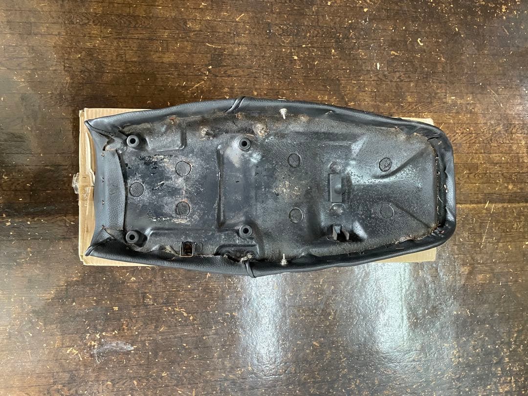 Seats Cb400F