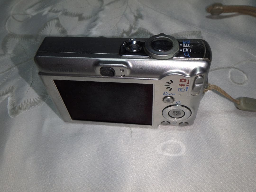 Canon Compact Digital Cameras Ixy 70