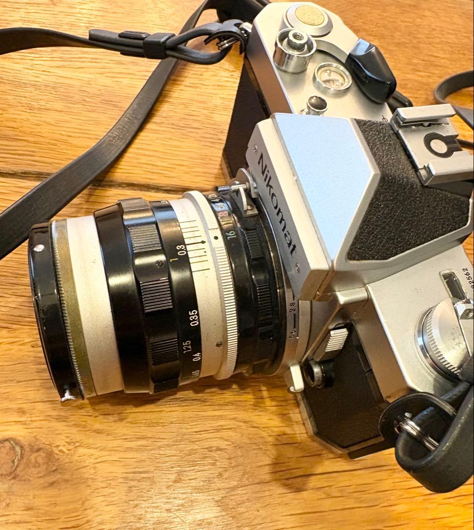 Nikomat Slr Camera (Film) Ft2 Nikkor-S 2
