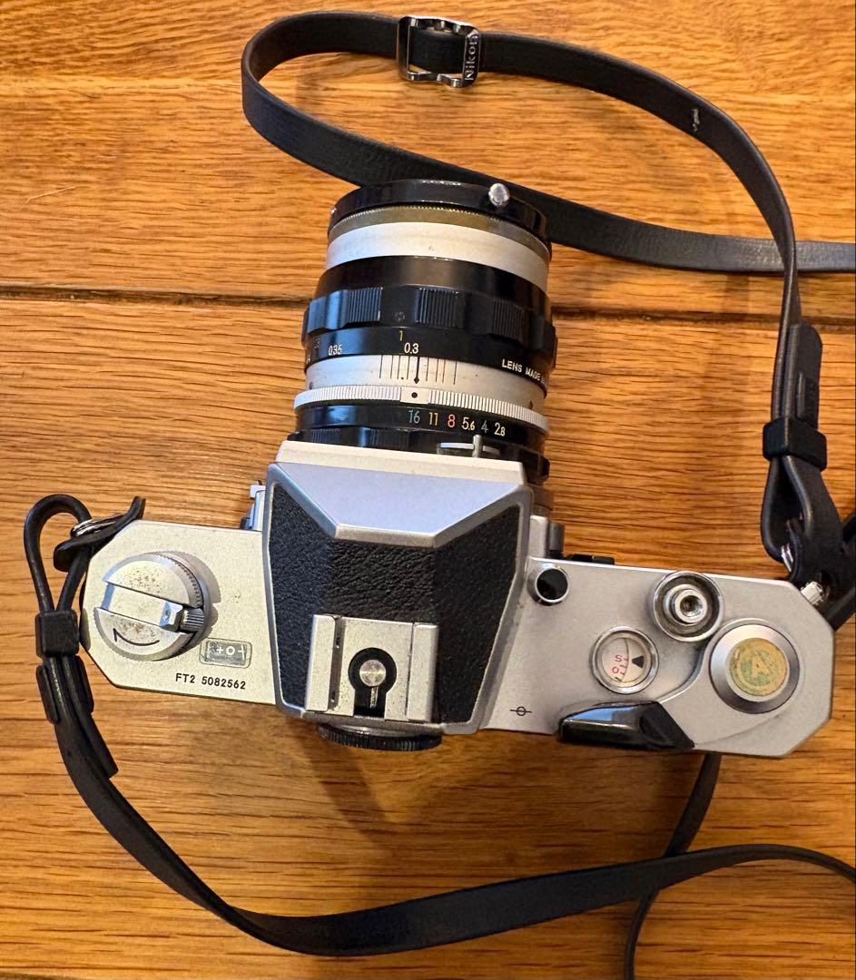 Nikomat Slr Camera (Film) Ft2 Nikkor-S 2
