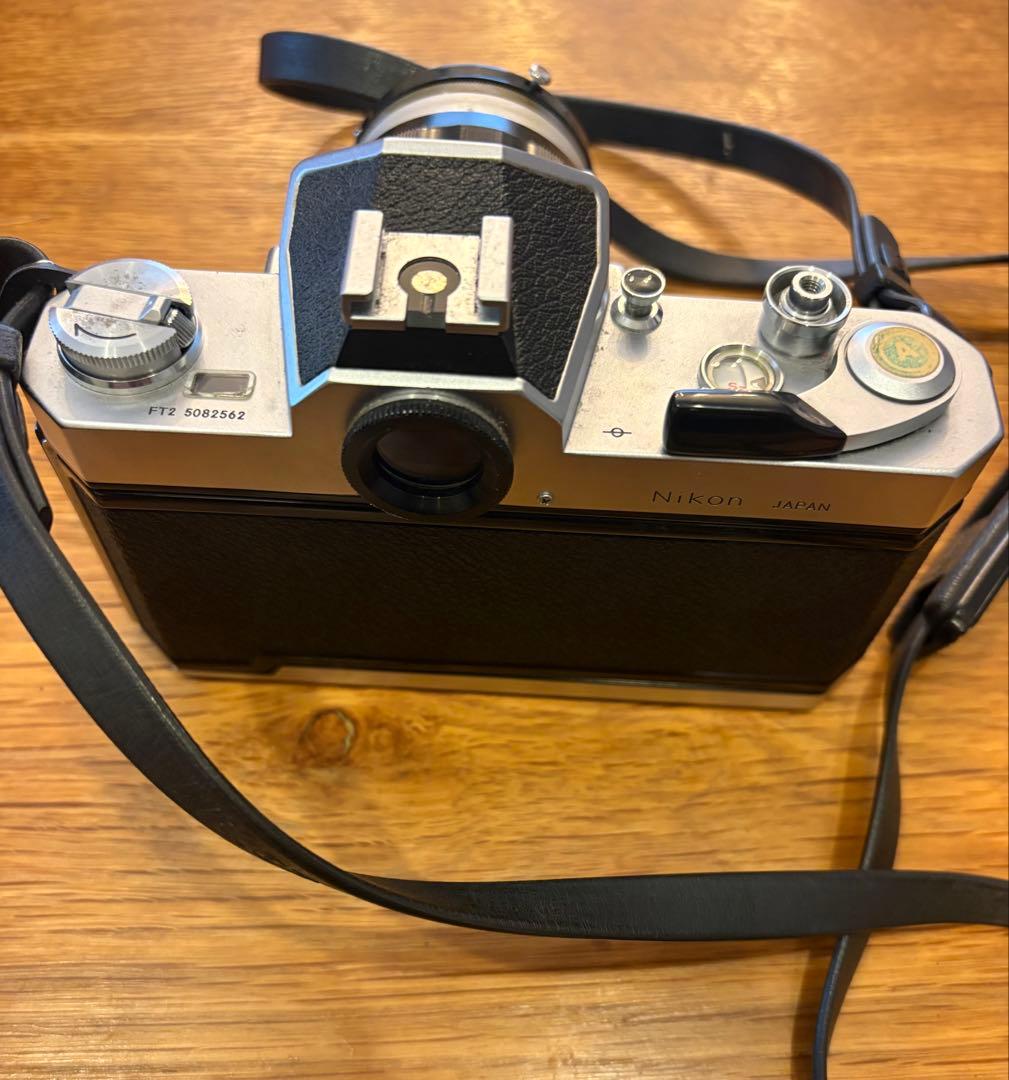 Nikomat Slr Camera (Film) Ft2 Nikkor-S 2
