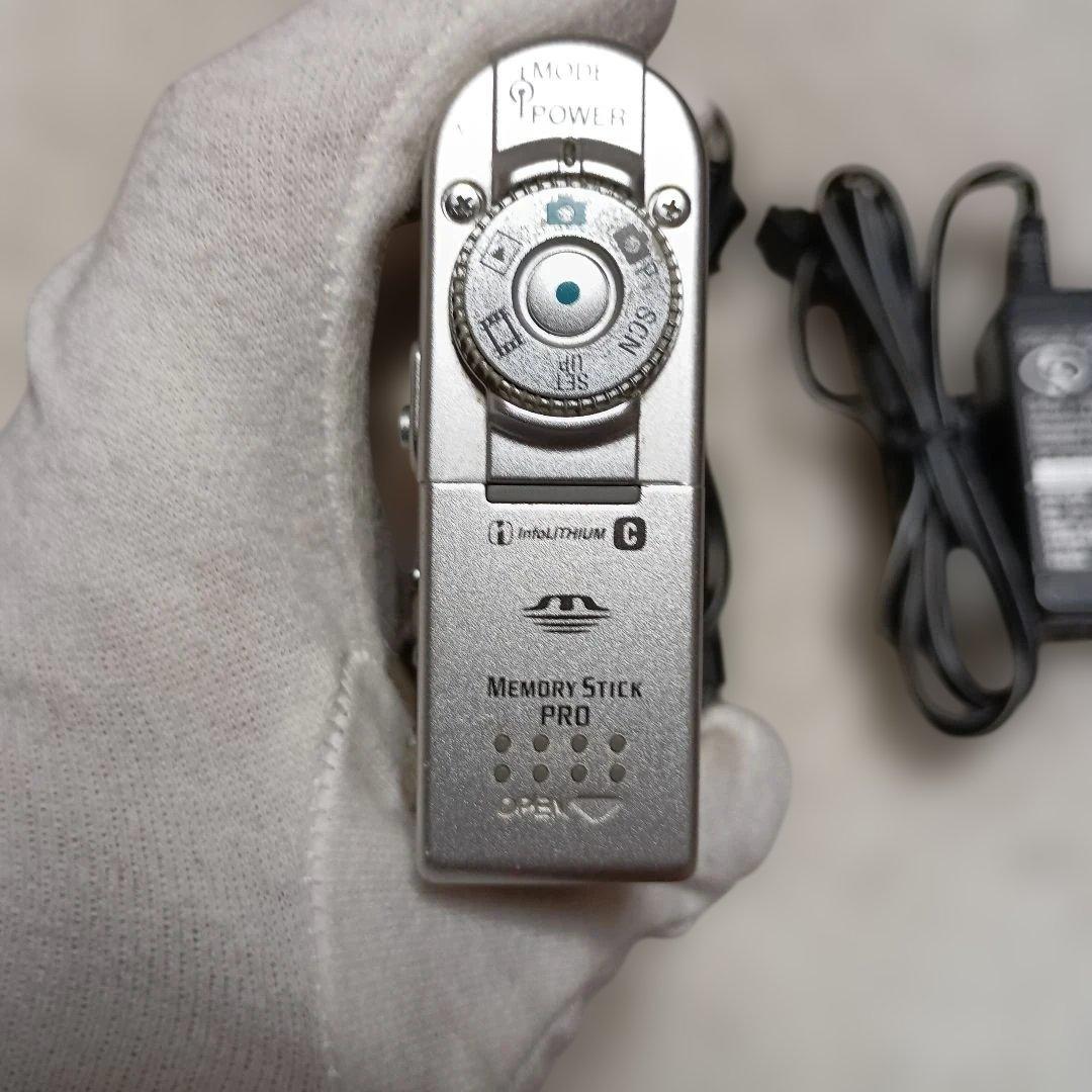 Sony Compact Digital Cameras Cyber-Shot Dsc-F77A 4.0Mp