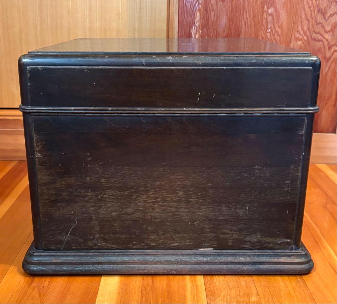 Victor Record Players (Turntables) Victrola Vv 1-80