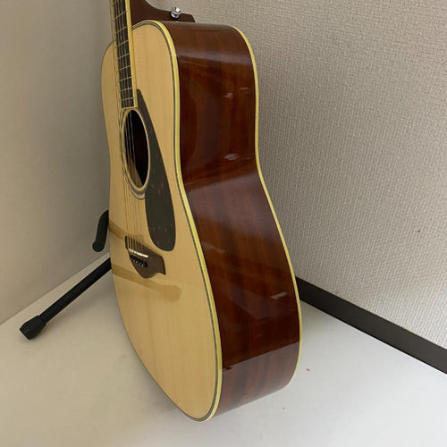 Yamaha Acoustic Guitar Fg820