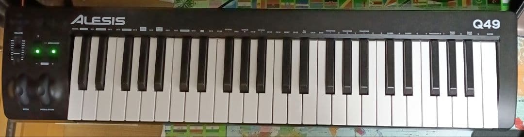 Alesis Midi Keyboard Pad Q49