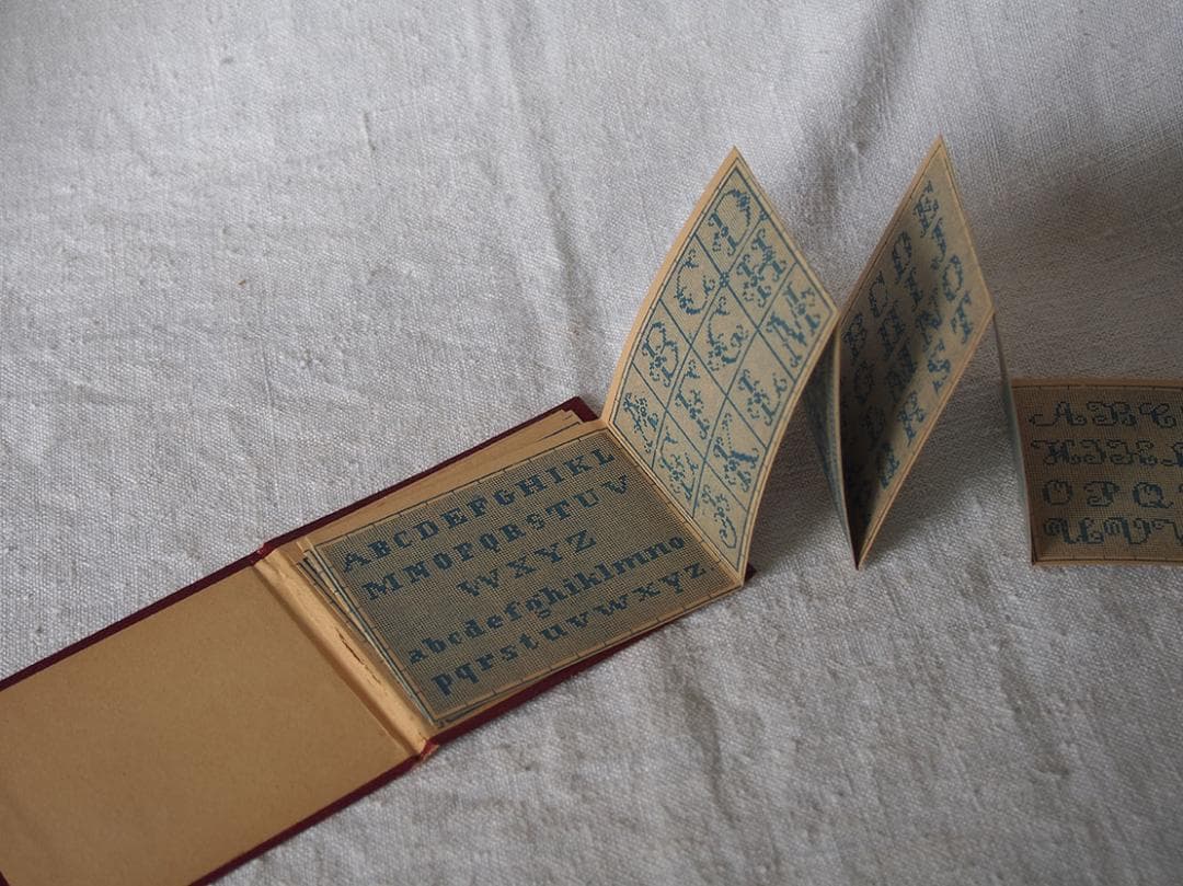 Antique Accessories /K713