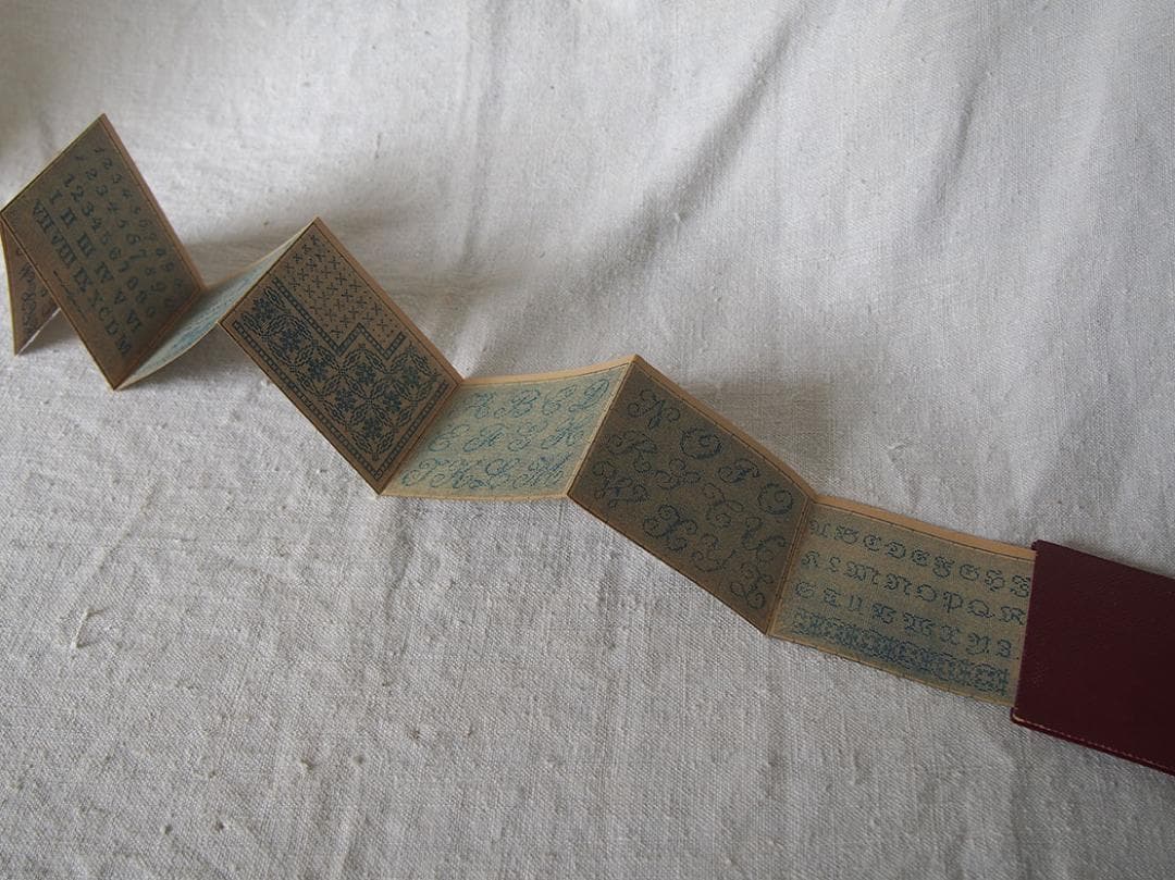 Antique Accessories /K713
