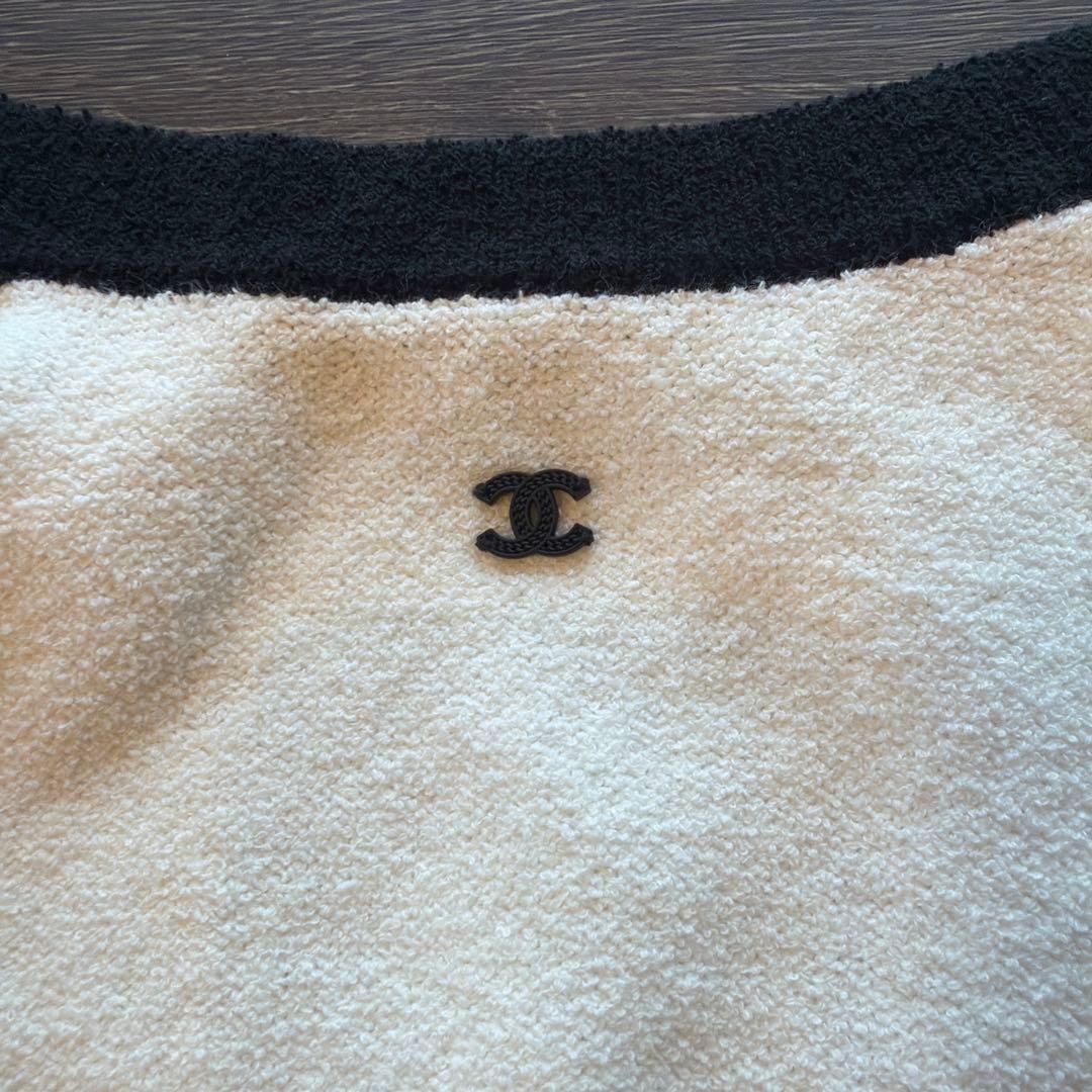 Chanel Camisoles 44