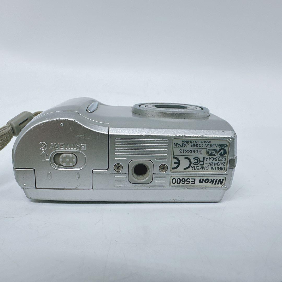 Nikon Compact Digital Cameras Coolpix E5600