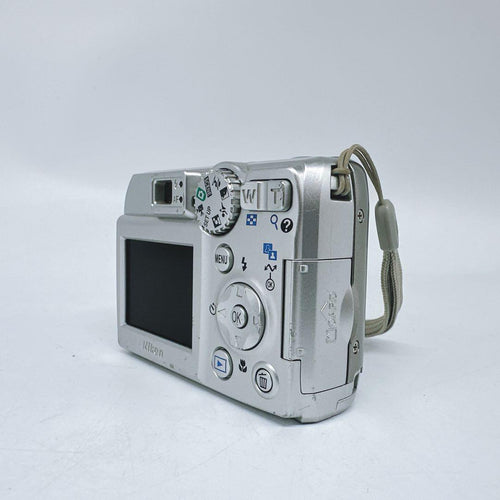 Nikon Compact Digital Cameras Coolpix E5600