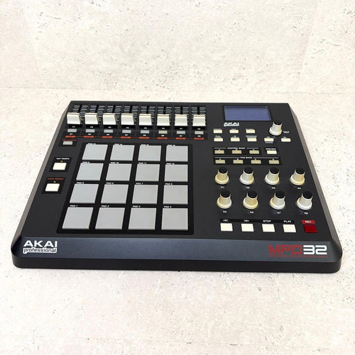 Akai Professional Midi Keyboards Pads Mpd32