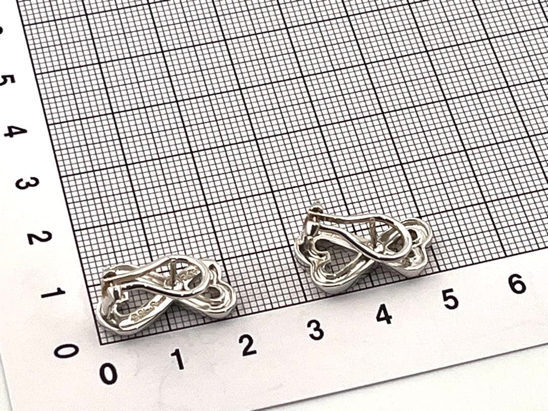 Tiffany Earrings (Pairs) D109 925