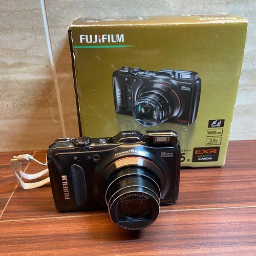 Fujifilm Compact Digital Camera Finepix F550 Exr 4923