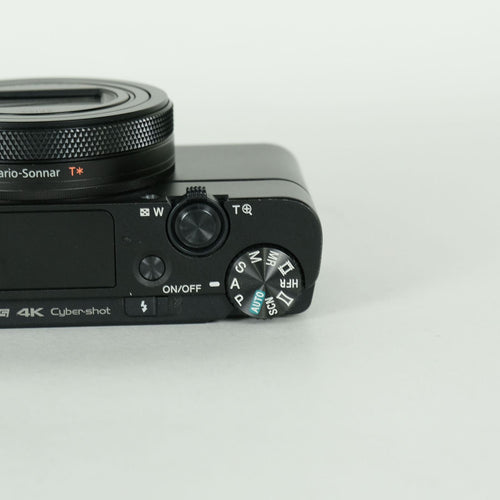 Sony Compact Digital Camera 2 Cyber-Shot Dsc-Rx100M6