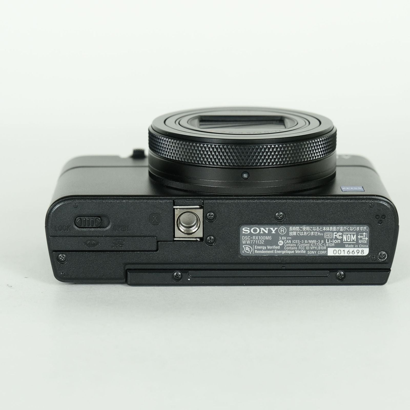 Sony Compact Digital Camera 2 Cyber-Shot Dsc-Rx100M6