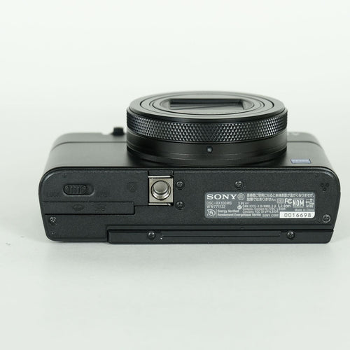 Sony Compact Digital Camera 2 Cyber-Shot Dsc-Rx100M6