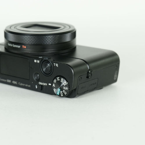 Sony Compact Digital Camera 2 Cyber-Shot Dsc-Rx100M6