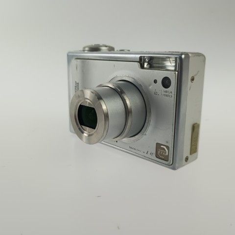 Fujifilm Compact Digital Camera Finepix F10 Silver