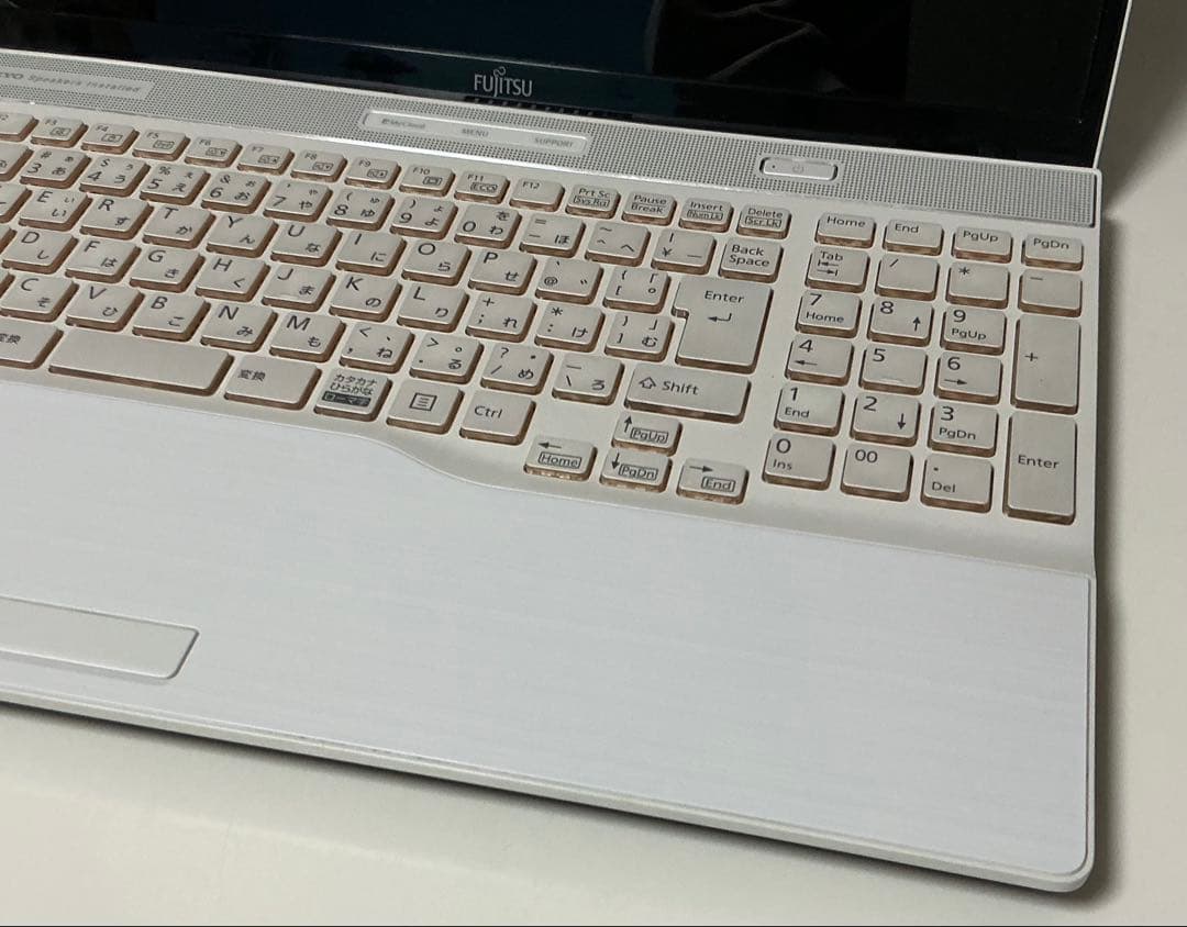 Fujitsu Windows Notebook Body Corei7 8 M.2Ssd256Gb