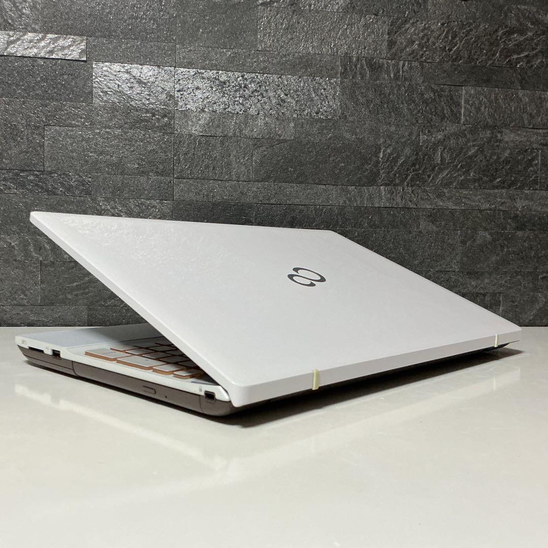 Fujitsu Windows Notebook Body Corei7 8 M.2Ssd256Gb