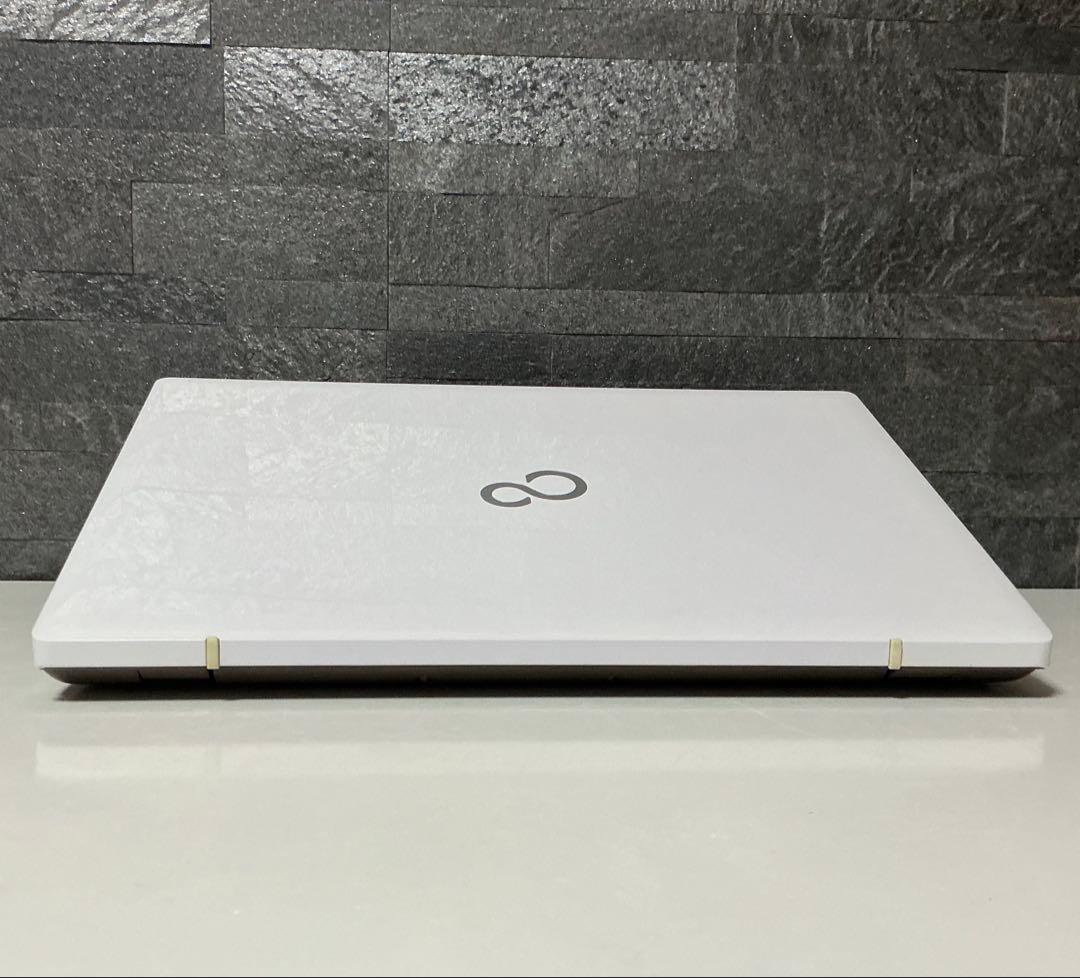 Fujitsu Windows Notebook Body Corei7 8 M.2Ssd256Gb