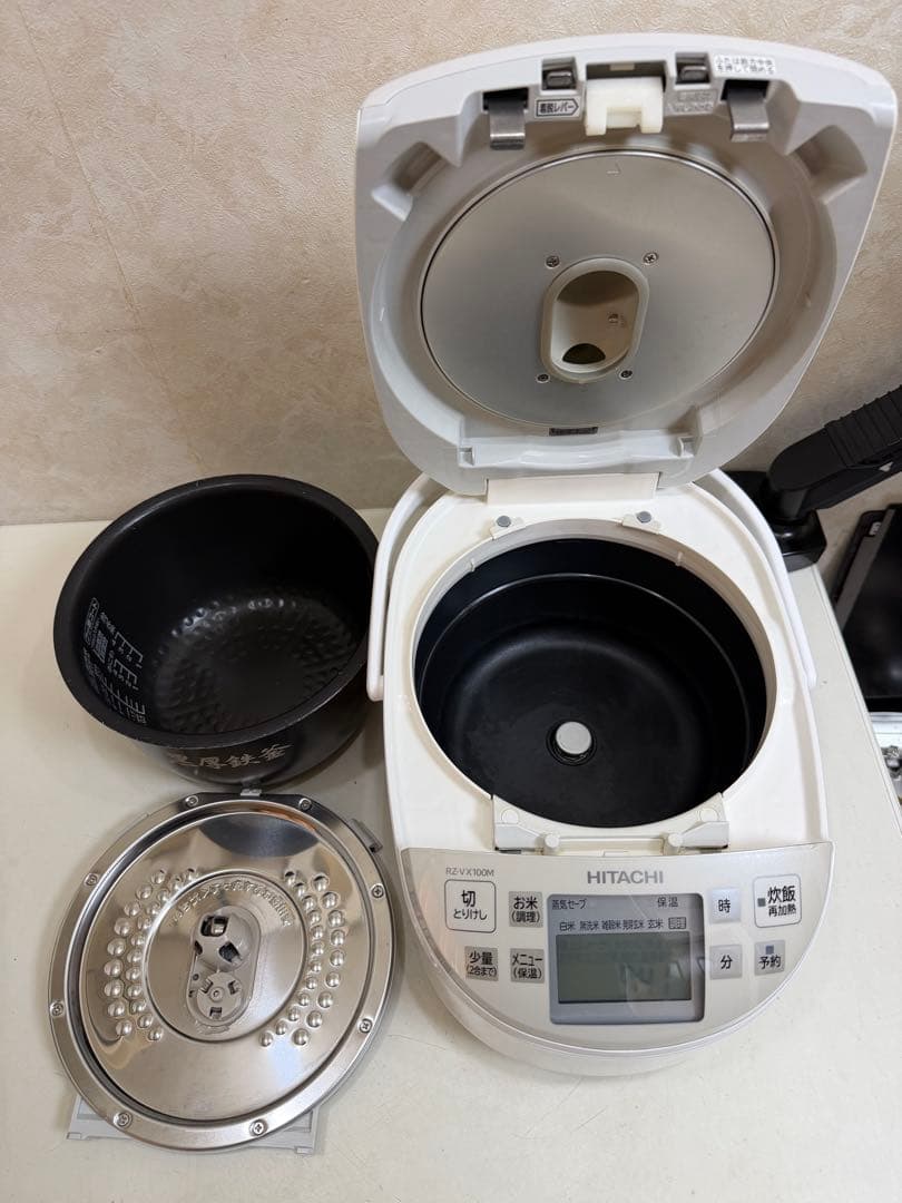 Hitachi Rice Cookers Rz-Vx100M Ih 1L 2016