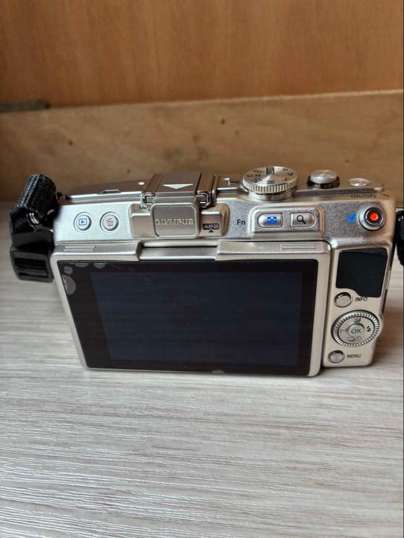 Mirrorless Interchangeable Lens Cameras Olympus Pen Lite E-Pl6