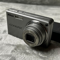 Nikon Compact Digital Cameras 2 Coolpix S550