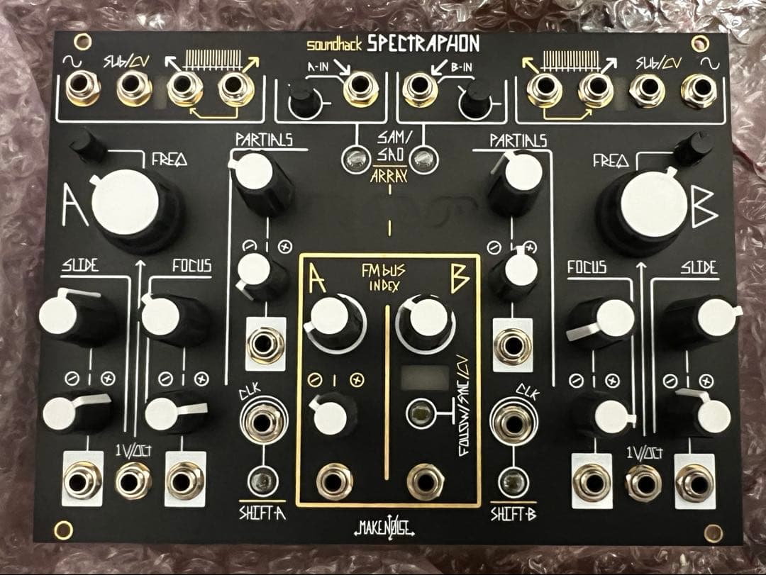 Modular Synthesizers Make Noise Spectraphon