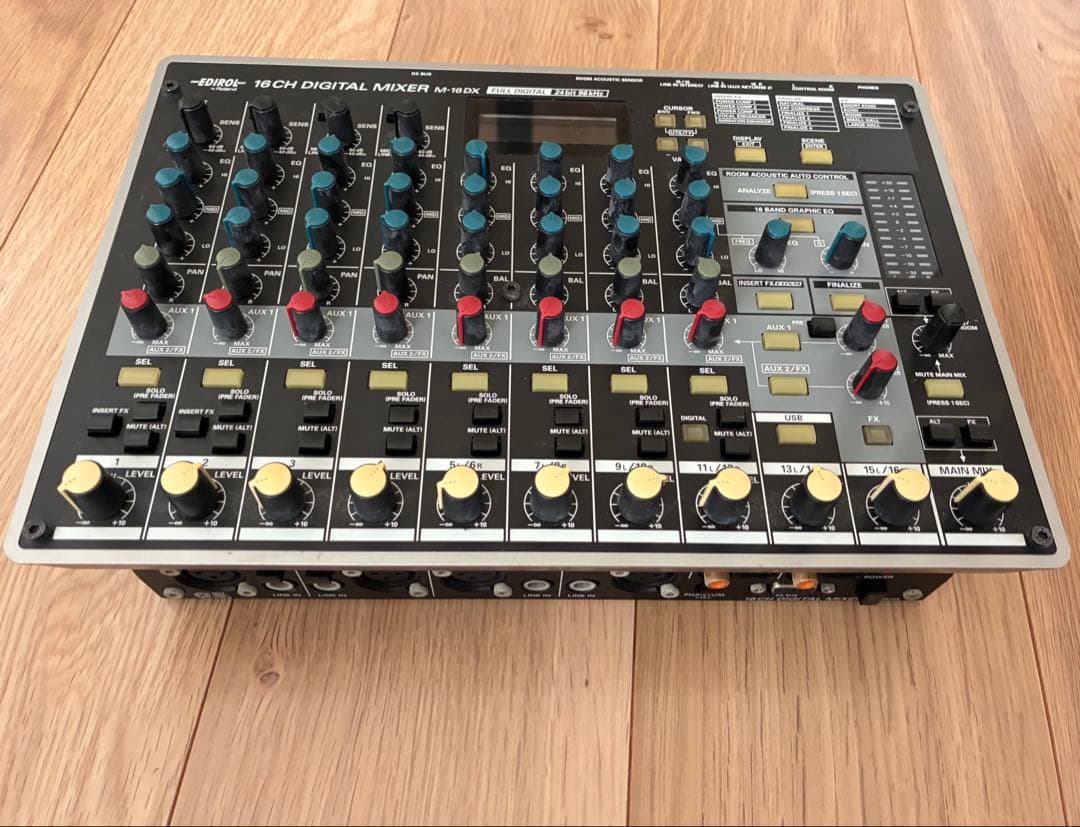 Roland Microphone Mixer 24Bit96Khz 16Ch M-16Dx