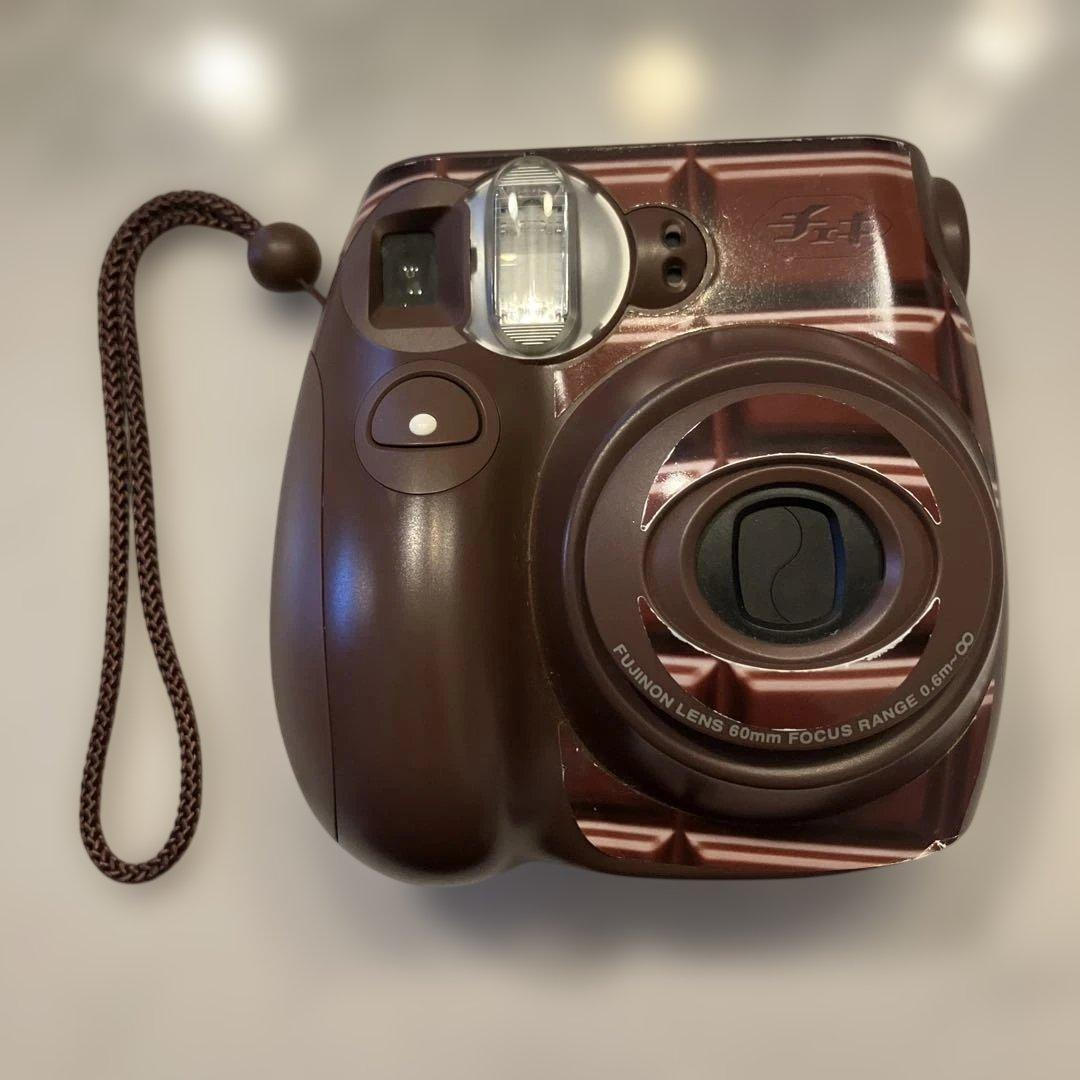 Fujifilm Instant Camera Body Fujinonlens Focus Range