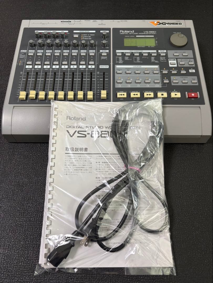 Roland Multitrack Recorders Vs-880 Mtr