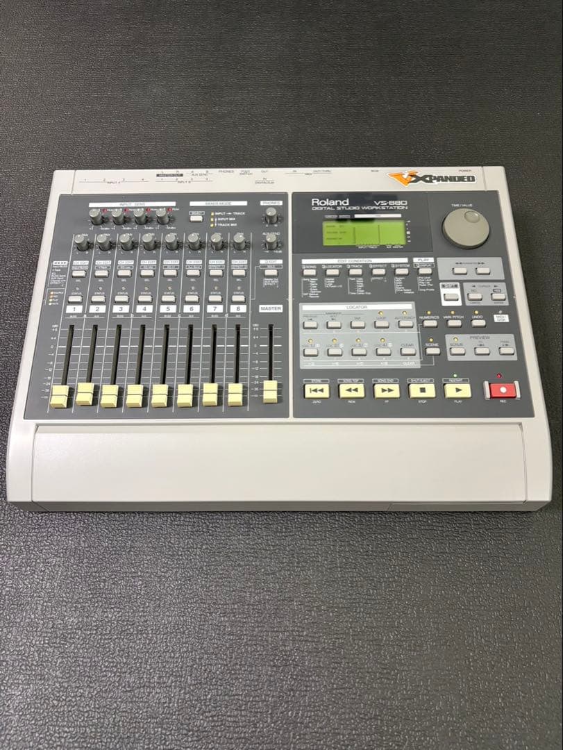 Roland Multitrack Recorders Vs-880 Mtr