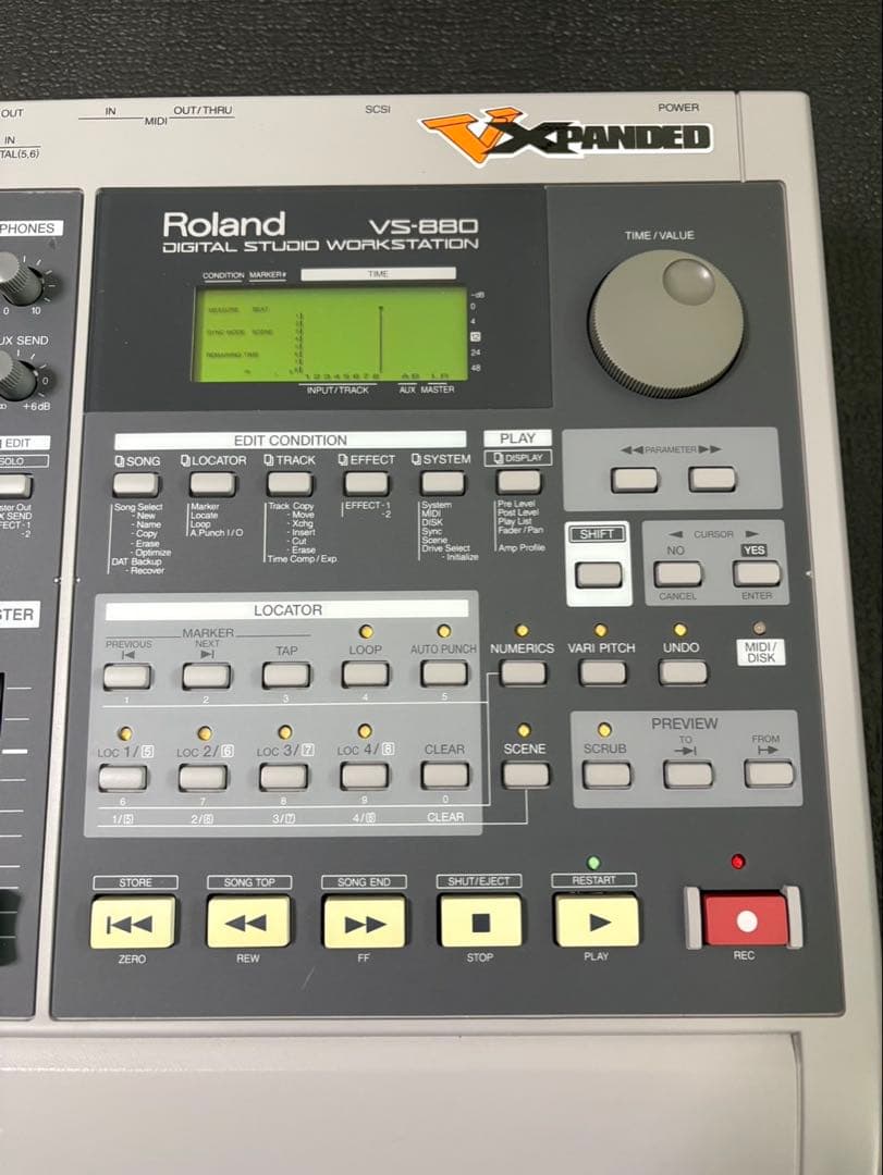 Roland Multitrack Recorders Vs-880 Mtr