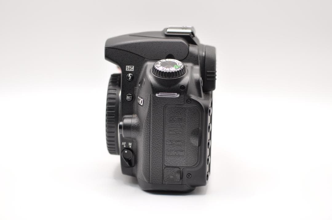 Nikon Digital Slrs D90 16Gb Sd 4590]