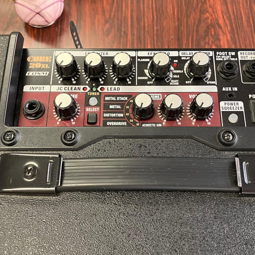 Roland Guitar Amplifiers Cube-20Xl