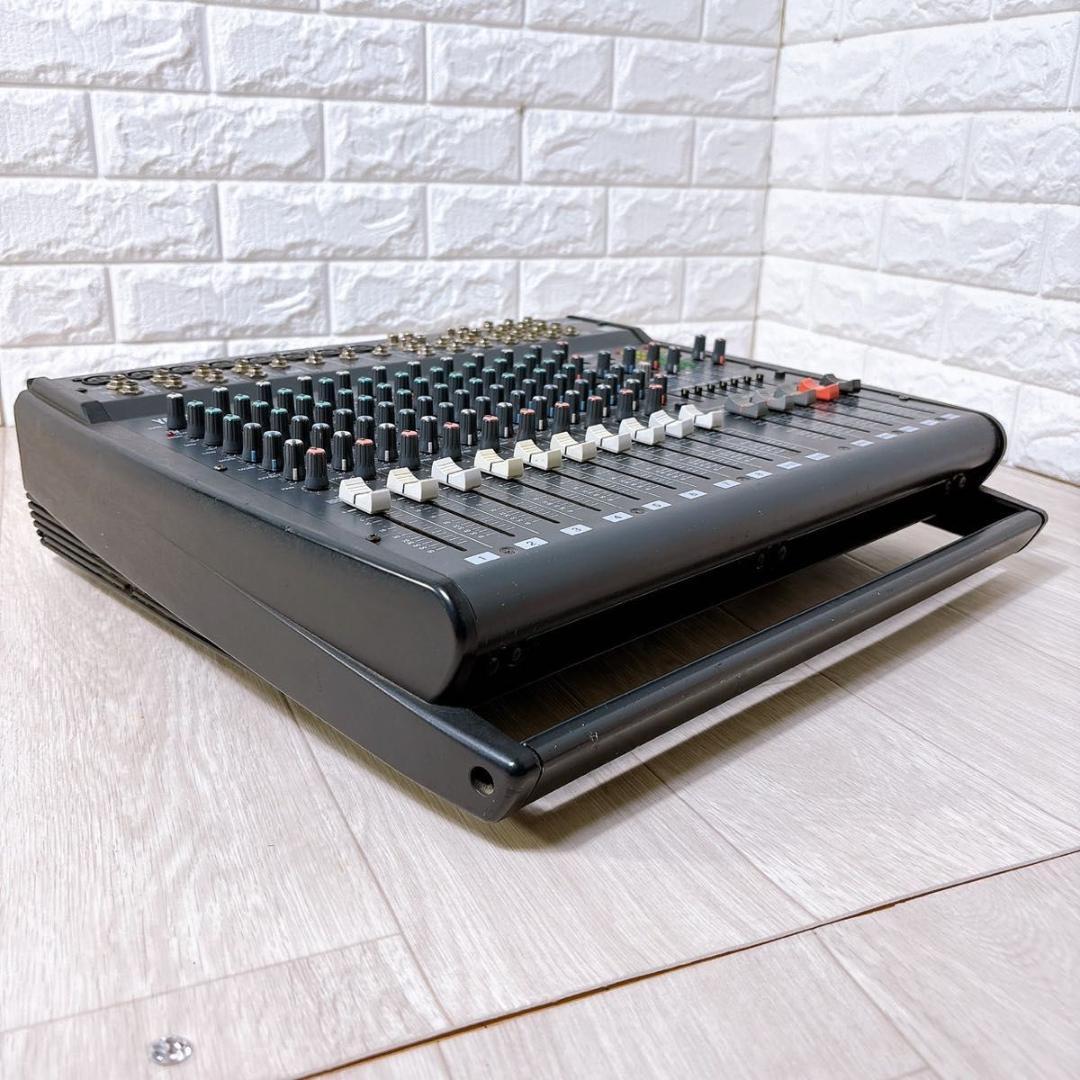 Yamaha Powered Mixer Emx2000 12Ch