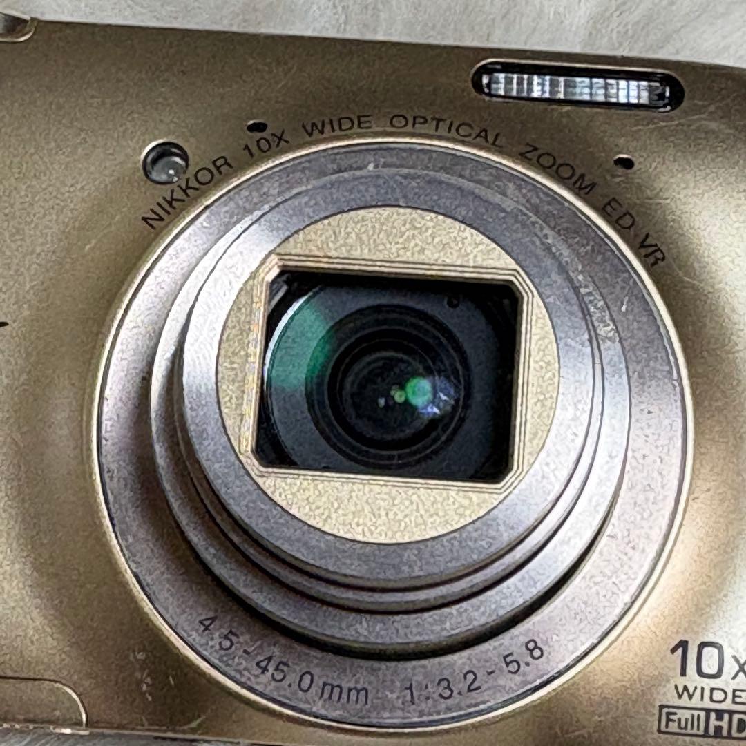 Nikon Compact Digital Camera Coolpix S6300