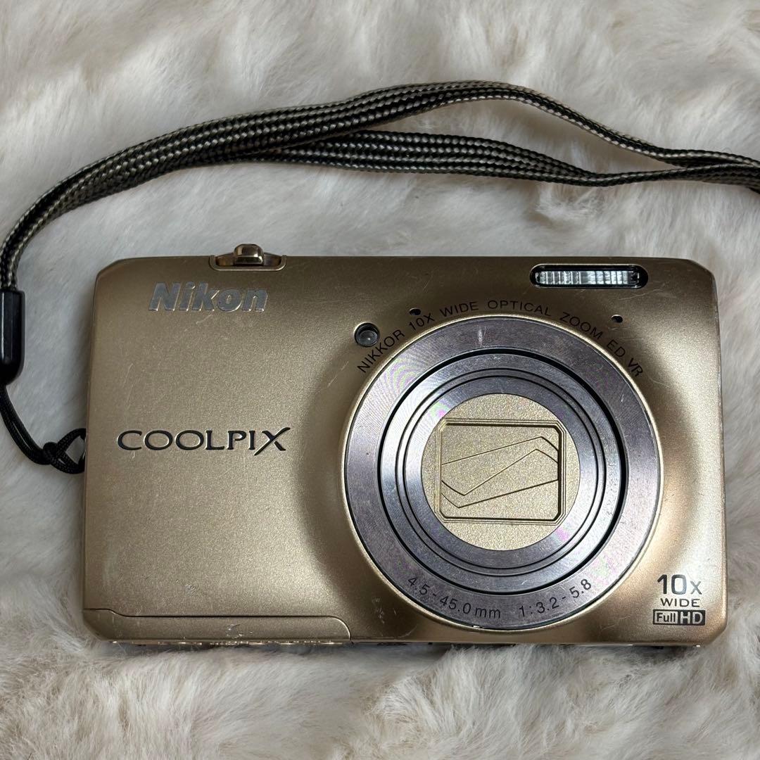 Nikon Compact Digital Camera Coolpix S6300
