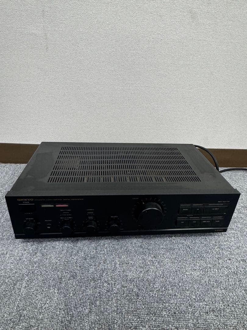 Integrated Amplifiers Onkyo A-812Ex
