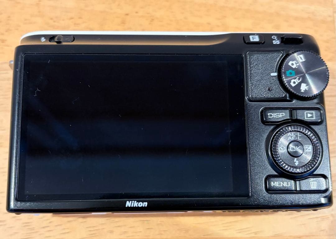Nikon Digital Camera 1 J2