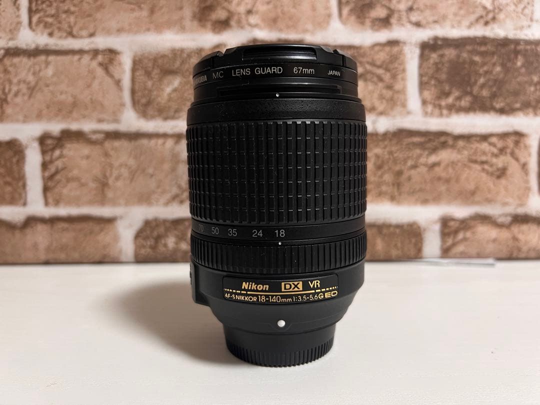 Zoom Lenses Af-S Dx Nikkor 18-140Mm F/3.5-5.6G Ed Vr