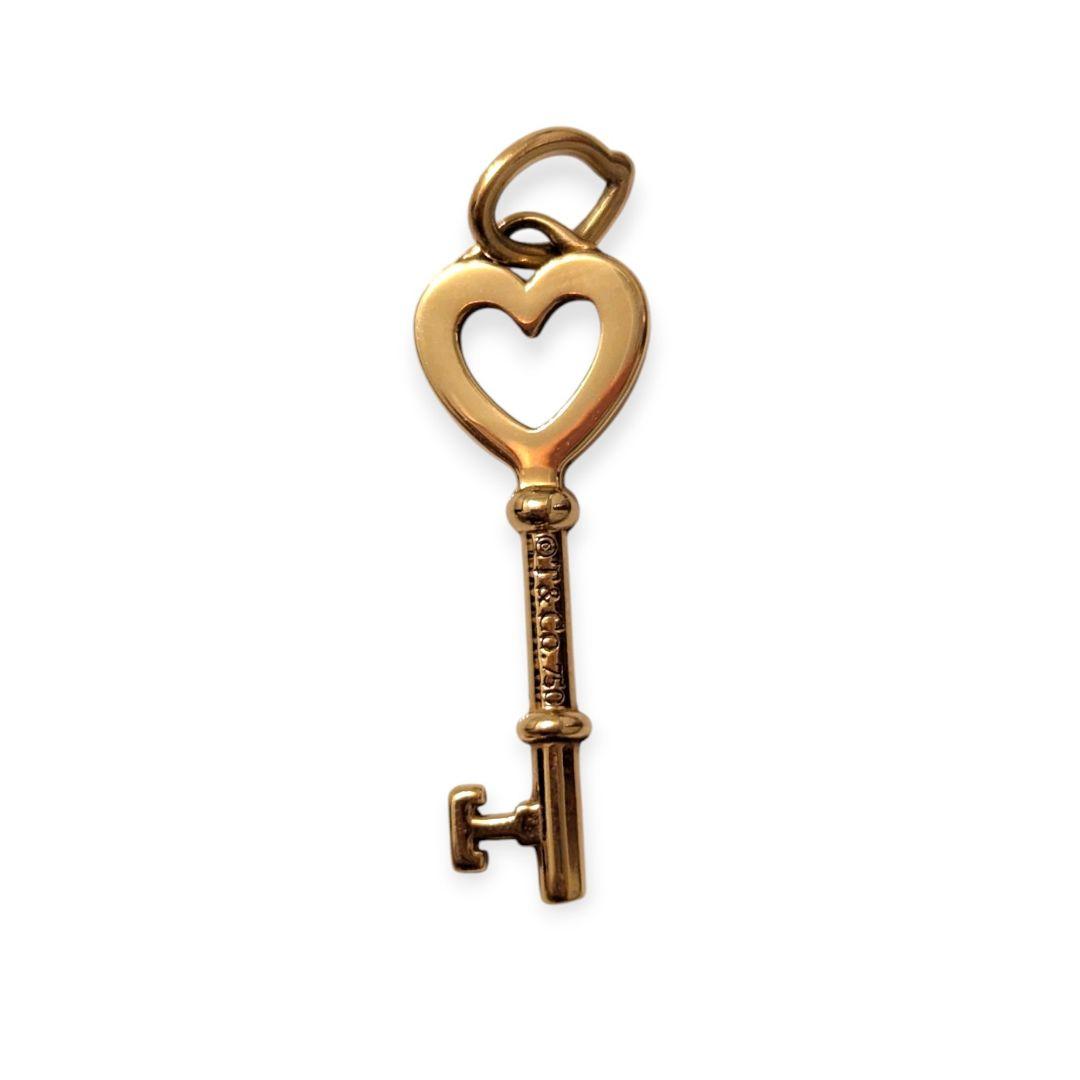 Necklaces 18K