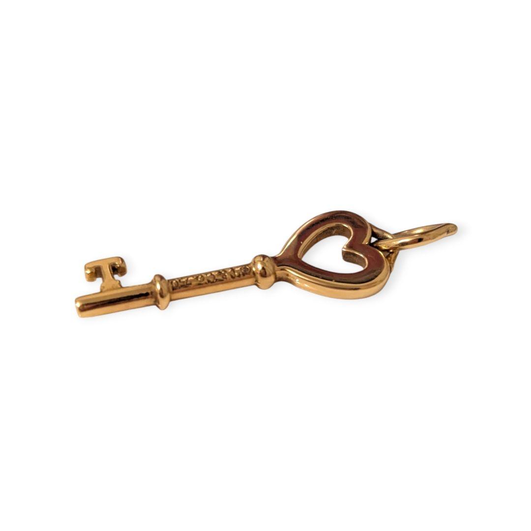 Necklaces 18K