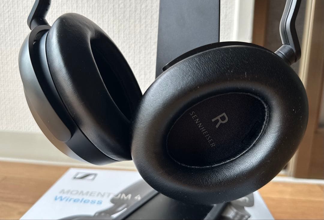 Sennheiser Wireless Headphones Momentum 4