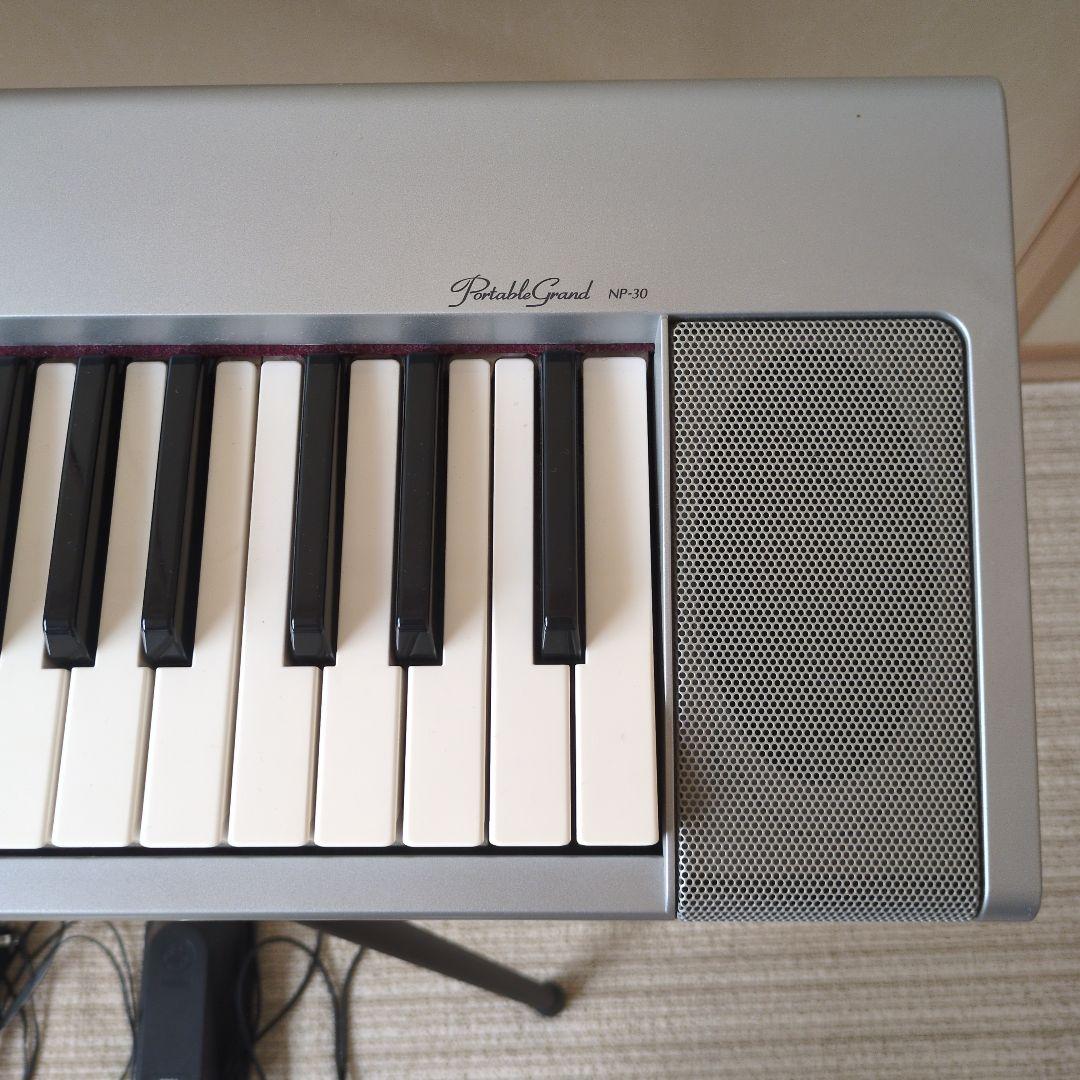 Yamaha Keyboards Digital Pianos Portable Grand Np-30
