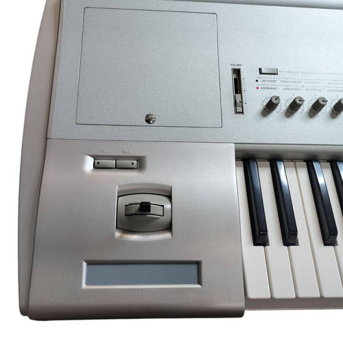 Korg Modular Synthesizers 815 Triton V2 61