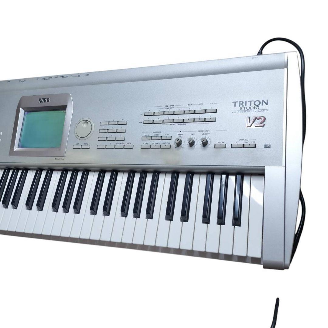 Korg Modular Synthesizers 815 Triton V2 61