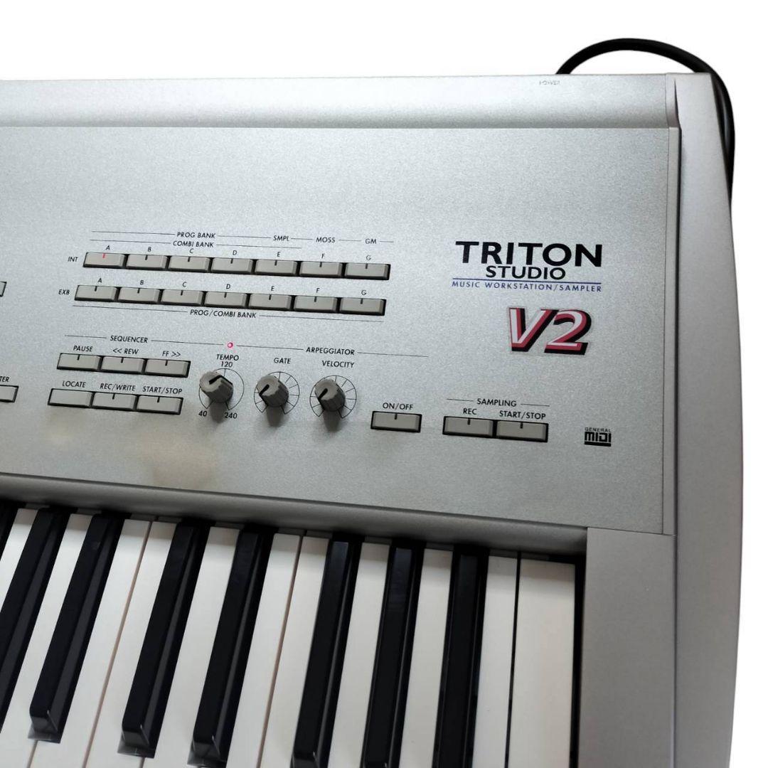 Korg Modular Synthesizers 815 Triton V2 61
