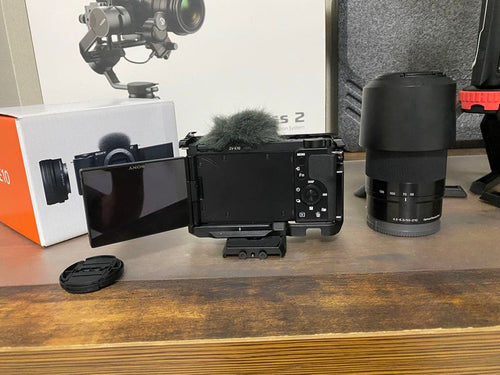 Mirrorless Interchangeable Lens Cameras Sony Zv-E10